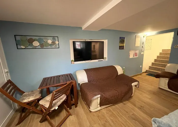 Studio Pod Room, Free Parking