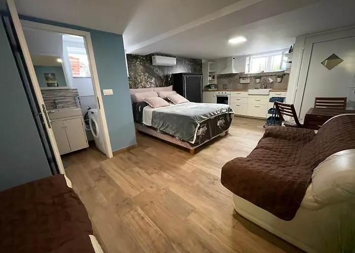 Studio Pod Room, Free Parking