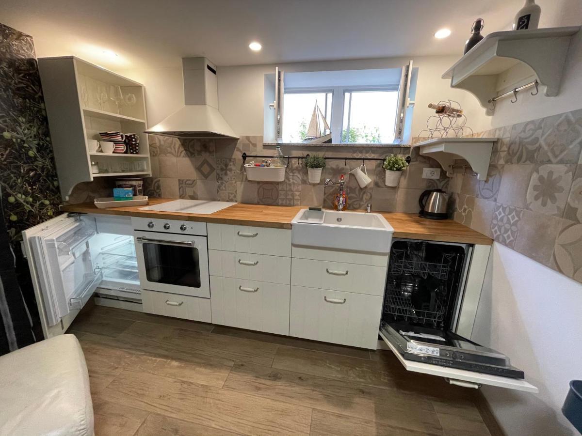 Pod Room, Free Parking Apartment